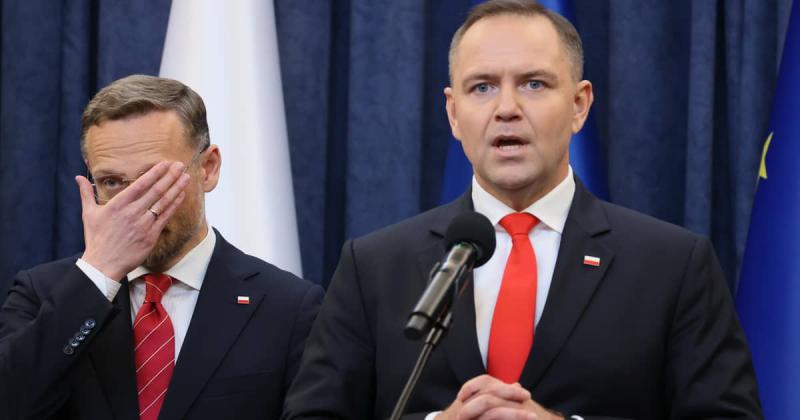 Покарати і принизити українців: що ховається за новими ініціативами польського президента?