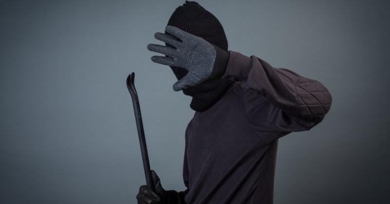 Вночі в Києві зафіксовані напади на жінок: у соціальних мережах обговорюють маніяка, а правоохоронці працюють над встановленням обставин.