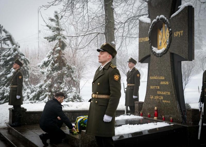 Зеленський виявив повагу до пам'яті Героїв Крут.