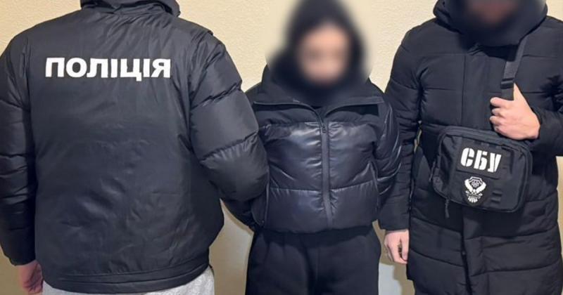 У Закарпатті було заблоковано міжнародний маршрут постачання кокаїну, в результаті чого вилучено наркотичних засобів на суму в один мільйон доларів. Дивіться фотозвіт.