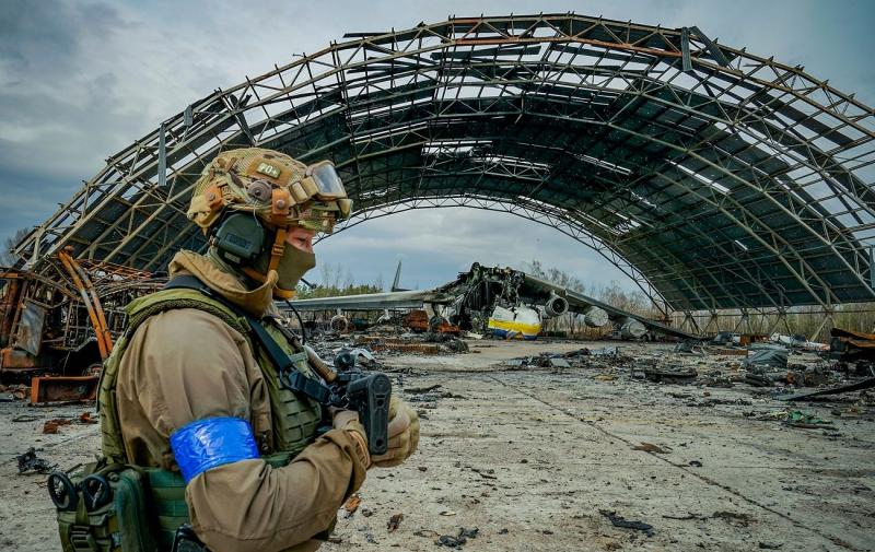 Десантування в Гостомелі та захоплення Бучі. Розповіді про тих, хто став свідком початку великої війни.