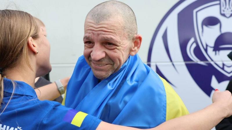 На честь Дня Незалежності України відбувся обмін полоненими між Україною та Росією.