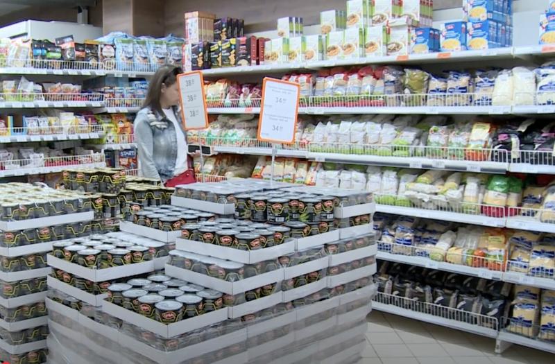 Недостатність товарів у Хмельницькій області: які продукти виявилися під загрозою.