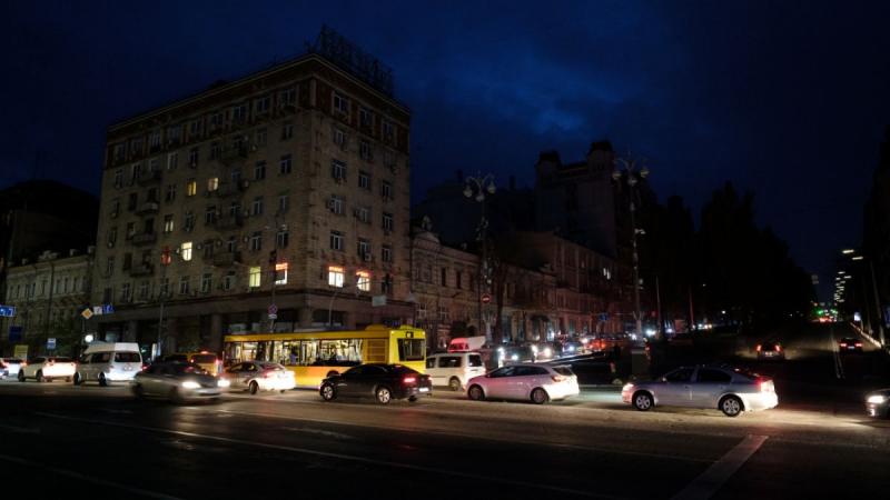 Є серйозна небезпека: мешканцям Києва дали рекомендації готуватися до найскладніших умов цієї зими.