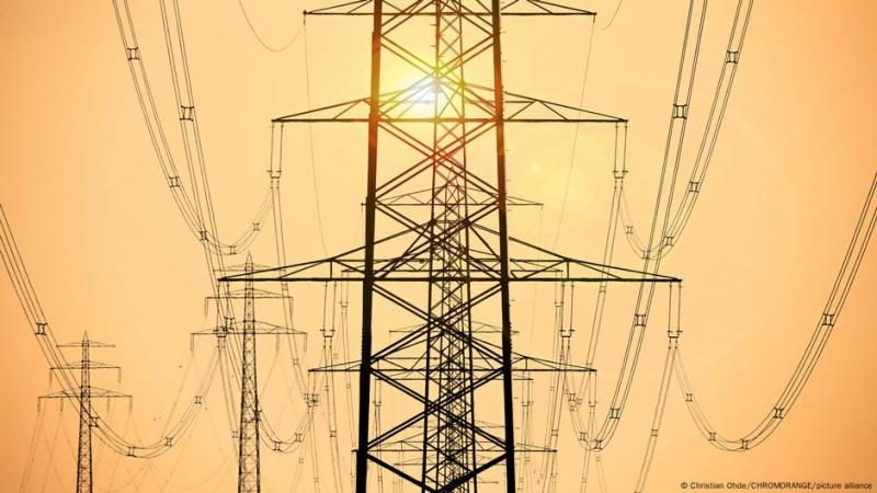 В Україні знову почали проводити термінові відключення електроенергії.