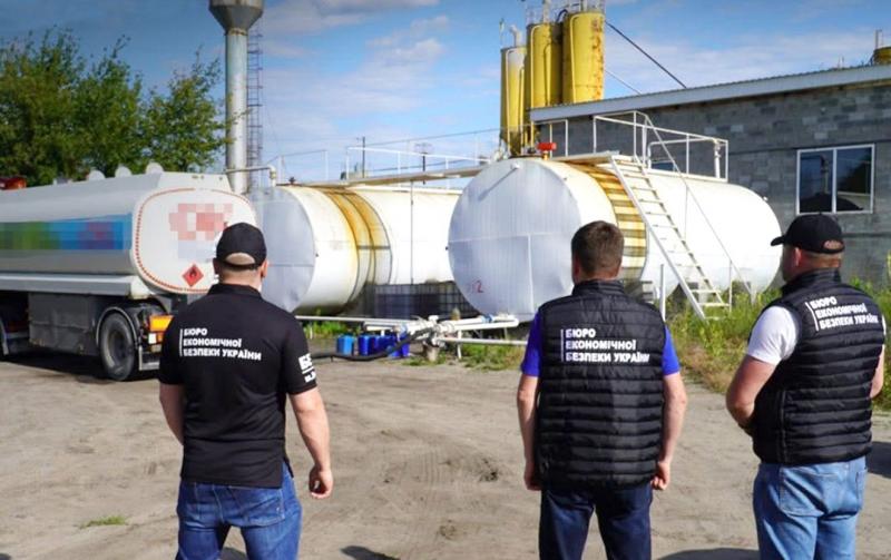 У Києві виявили незаконну діяльність, пов'язану з повним циклом виготовлення та реалізації фальсифікованого пального - Auto24.