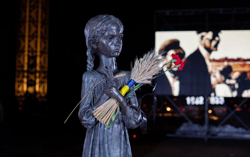 Голодомор як геноцид: які українські області зазнали найбільших втрат і що сприяло виживанню населення.