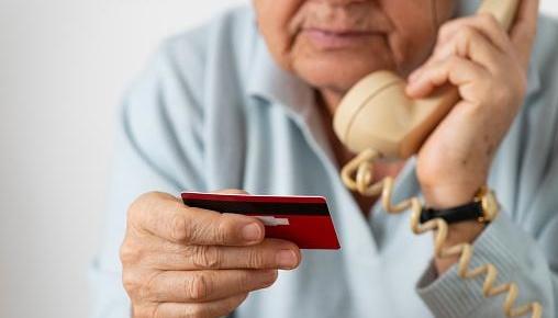 У Києві злочинці намагалися отримати особисту інформацію, представляючись представниками 