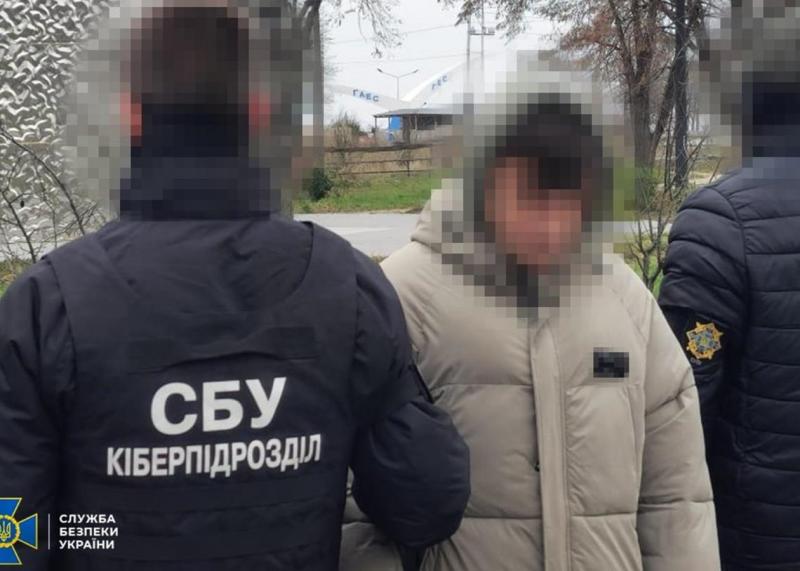 Затримано співробітників ГРУ, які планували напади на електростанції в Київській області.