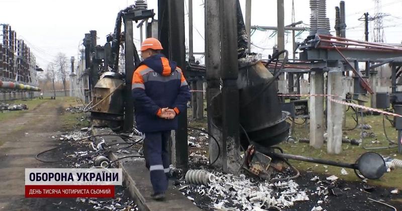 Вишгород — з яскравими вогнями: як мешканці цього міста святково готуються до Нового року.