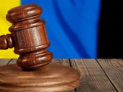 Двоє співробітників 