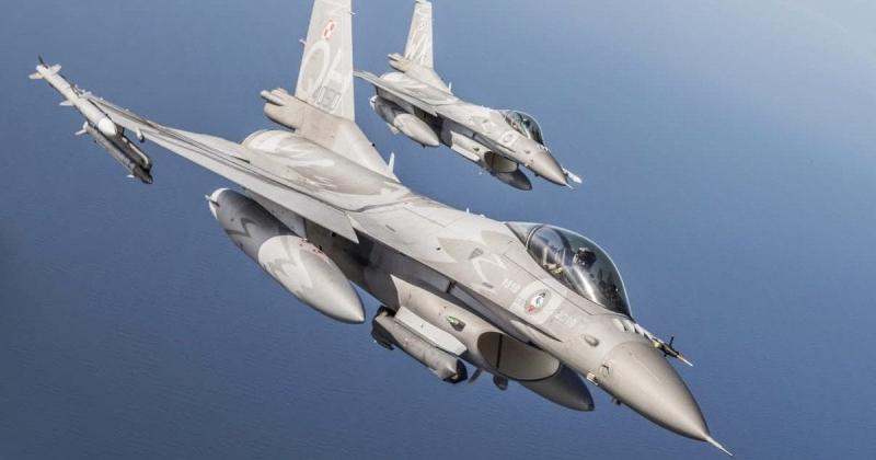 Польща знову розгорнула свої винищувачі під час атак Росії на Україну.