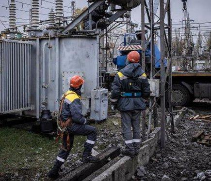 Декілька мешканців столиці України та її околиць залишилися без електропостачання: що відбулося?