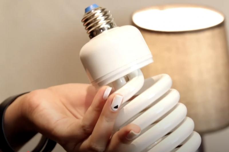 Відключення електроенергії в Київській області 23 і 24 березня: ДТЕК представив оновлені графіки для місцевих споживачів.