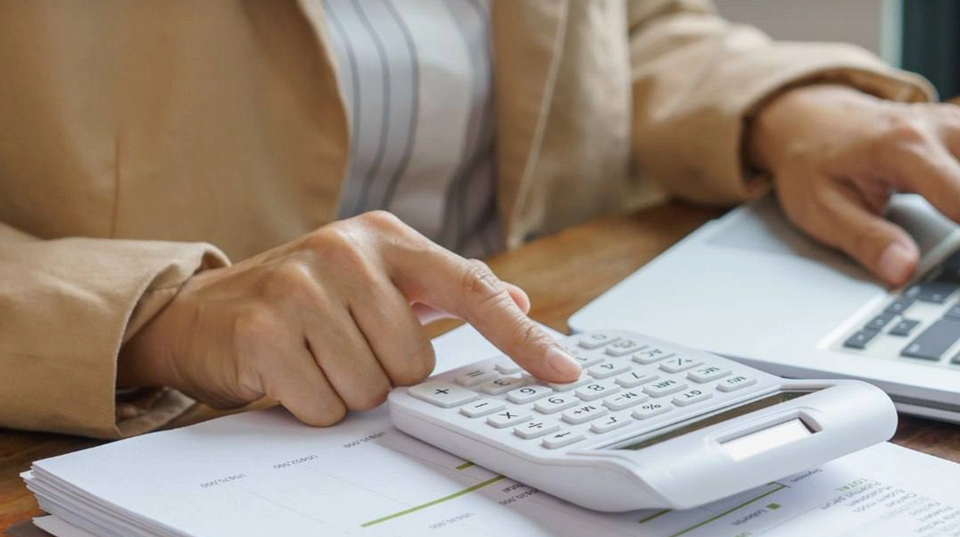 Кулеба поділився інформацією щодо фінансування захисту інфраструктури в кількох регіонах.