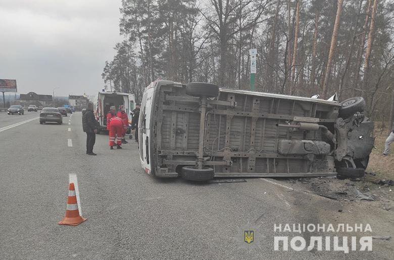 Правоохоронці встановлюють обставини ДТП, у якій загинуло двоє осіб